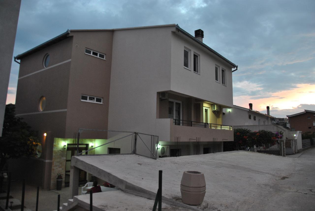 Haamel Apartment Ulcinj Esterno foto