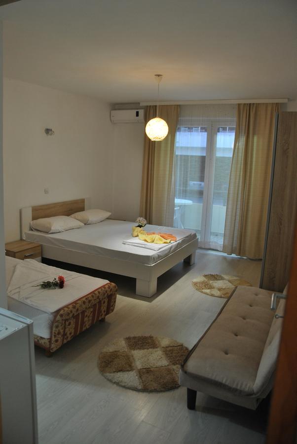 Haamel Apartment Ulcinj Esterno foto